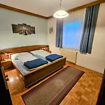 Gasthaus-gostisce-trattoria Ogris