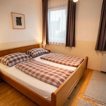 Herberg Gasthaus-gostisce-trattoria Ogris