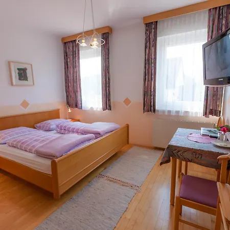 Herberg Gasthaus-gostisce-trattoria Ogris