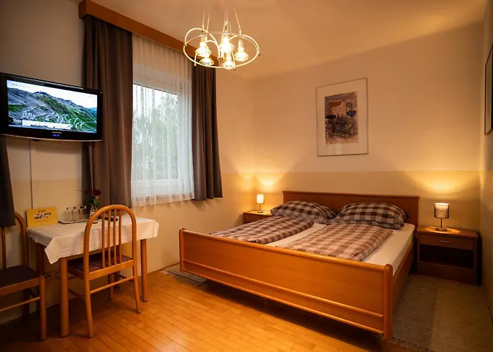 Gasthaus-gostisce-trattoria Ogris Zajazd